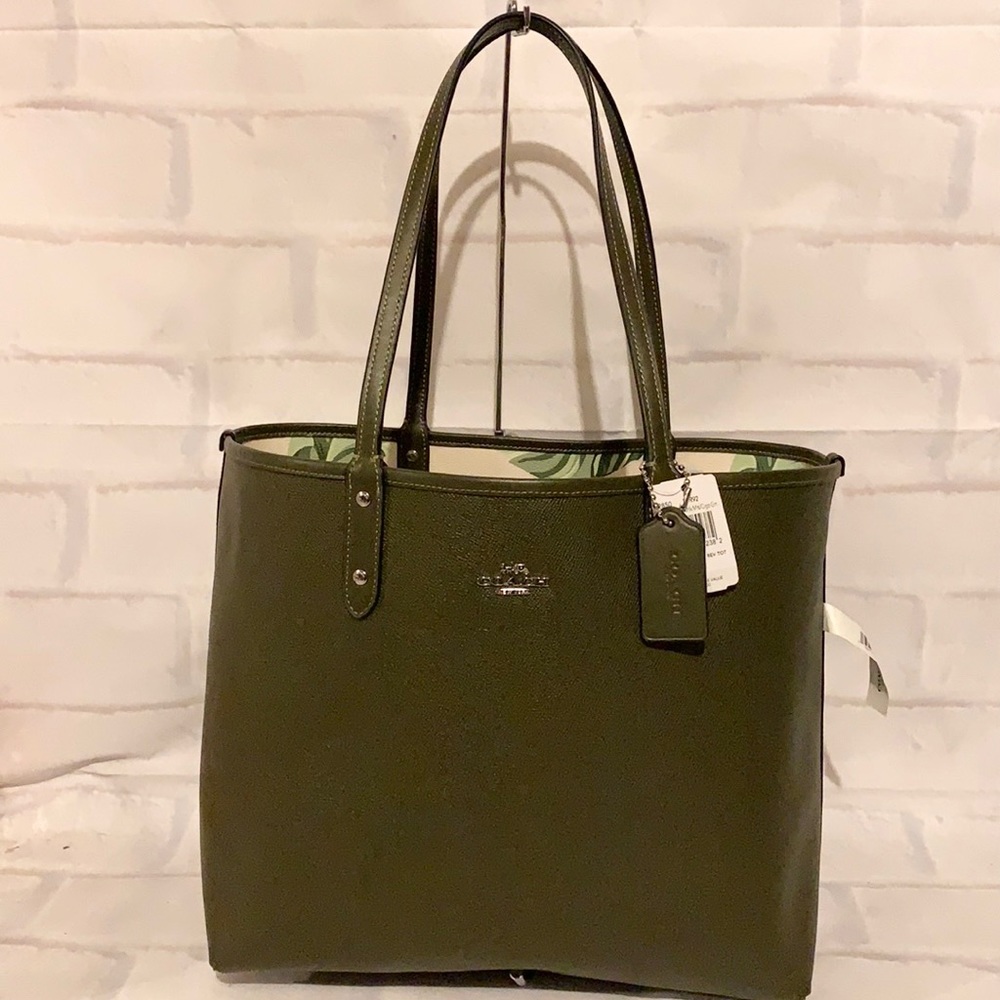 🌻 COACH 2850 🌻 BANANA LEAVES REVERSIBLE CITY TOTE MSRP $350 - Picture 6 of 16